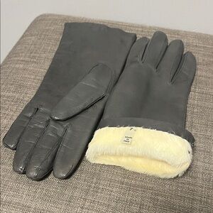 Leather Gloves with Cream Rabbit Lining 7 1/2